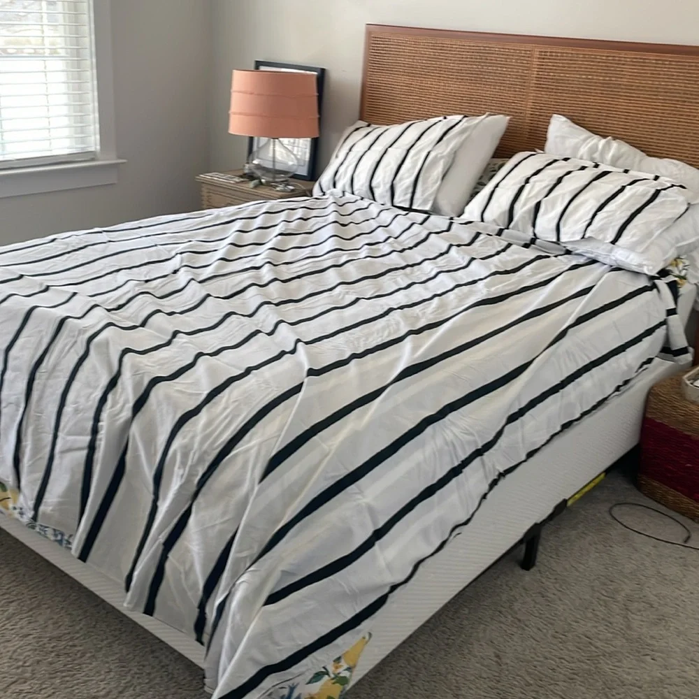Queen size stripe comforter cover